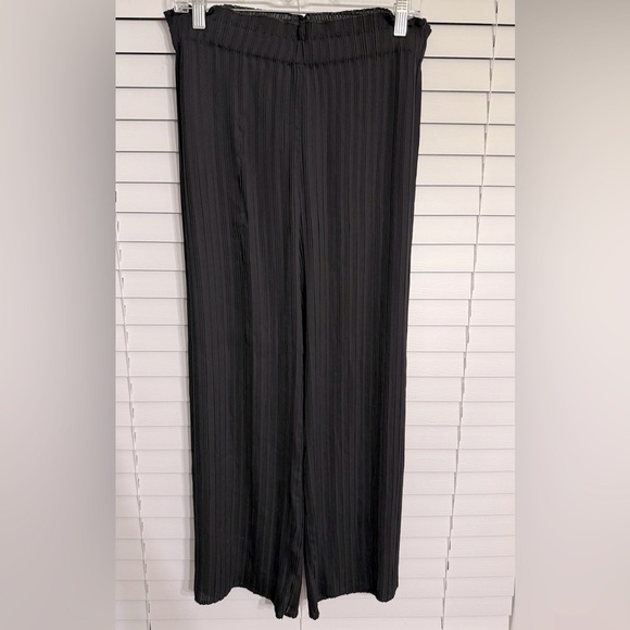 Joie Black Pleated stretch wide leg pants with elastic waist super comfy size L - Picture 8 of 8
